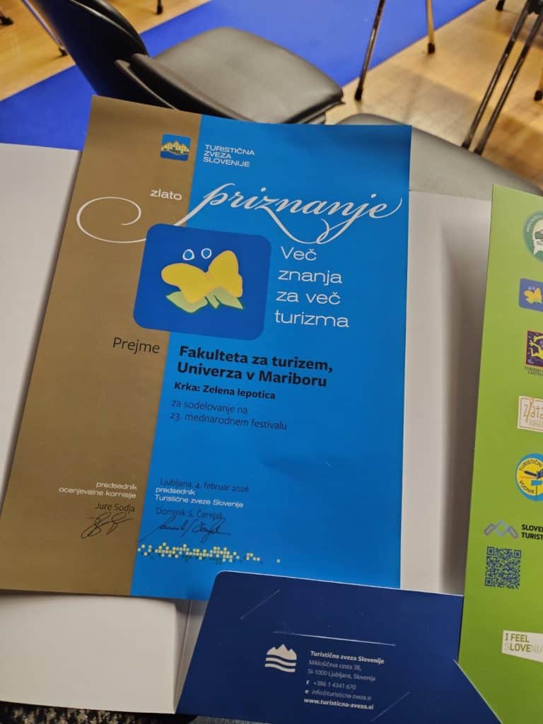 IMG ab665d7e2ea6cdc811529f3d1caed5fd V