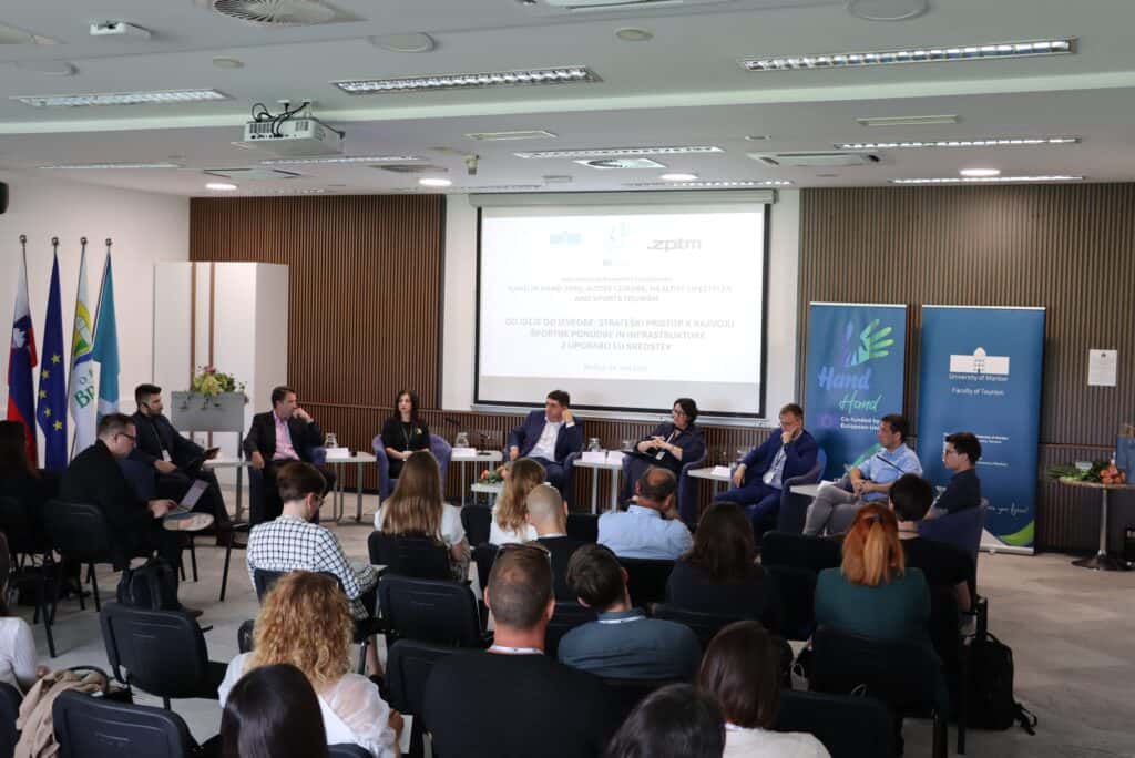 Img 4430 Okrogla Miza